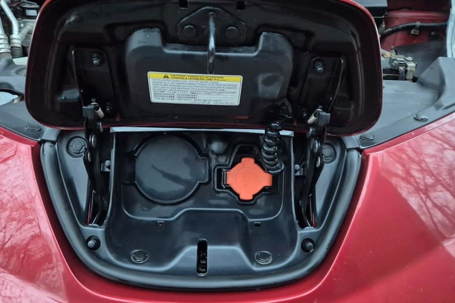 Продам Nissan Leaf 2015 года в Одессе