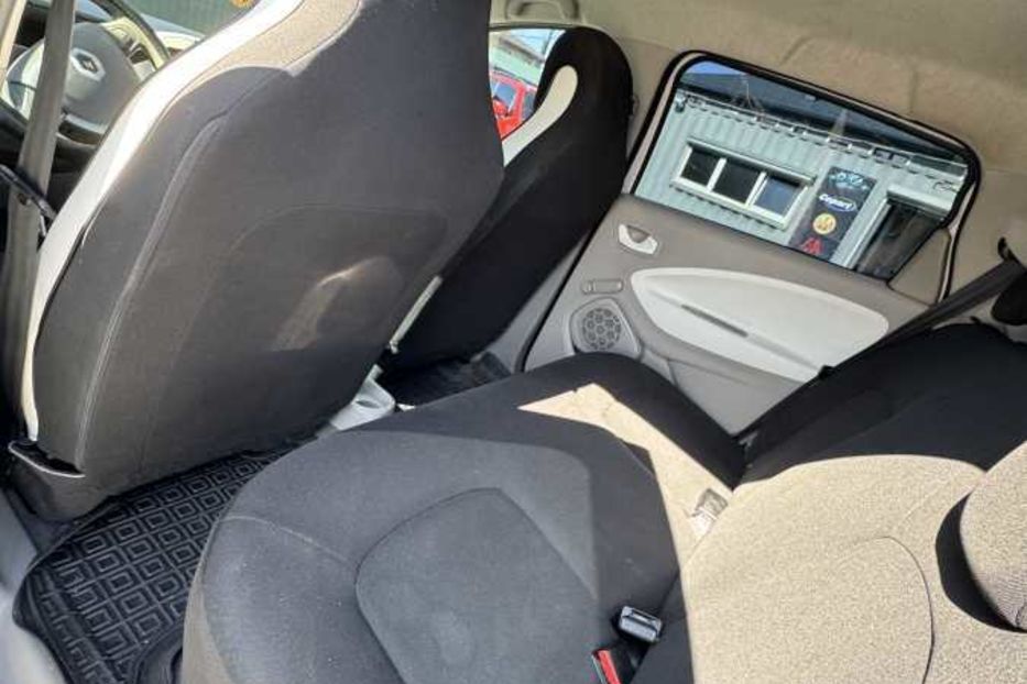 Продам Renault Zoe 2015 года в Киеве