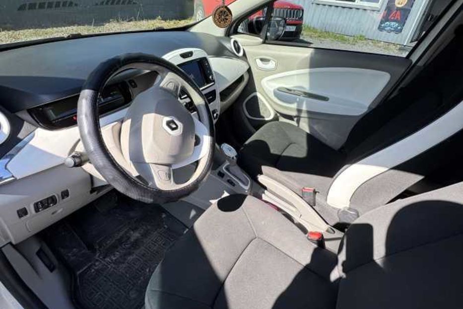 Продам Renault Zoe 2015 года в Киеве