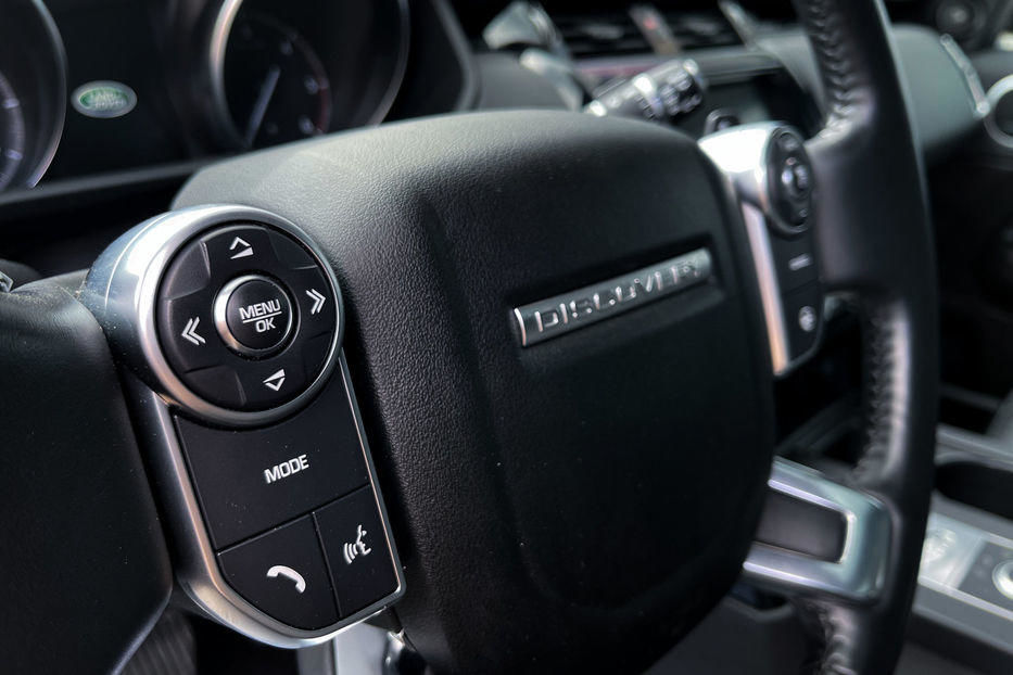 Продам Land Rover Discovery HSE 2018 года в Черновцах