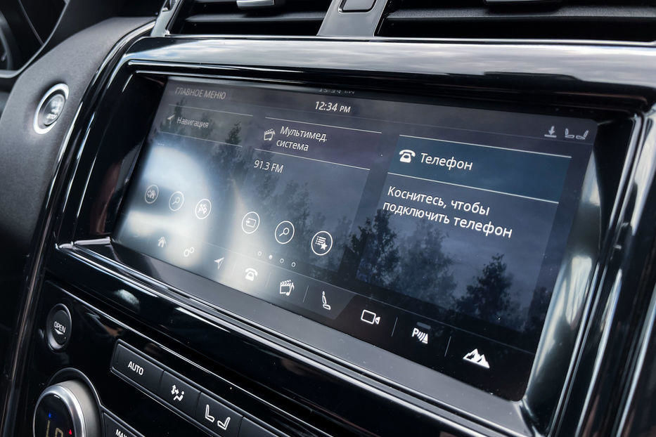 Продам Land Rover Discovery HSE 2018 года в Черновцах