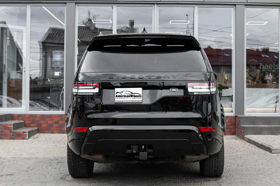 Продам Land Rover Discovery HSE 2018 года в Черновцах