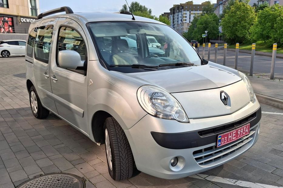 Продам Renault Kangoo пасс. 1.6MPI LPG CRUISE Privilеge 2012 года в Луцке