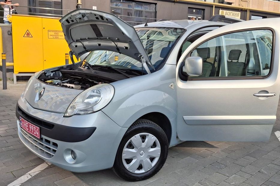 Продам Renault Kangoo пасс. 1.6MPI LPG CRUISE Privilеge 2012 года в Луцке