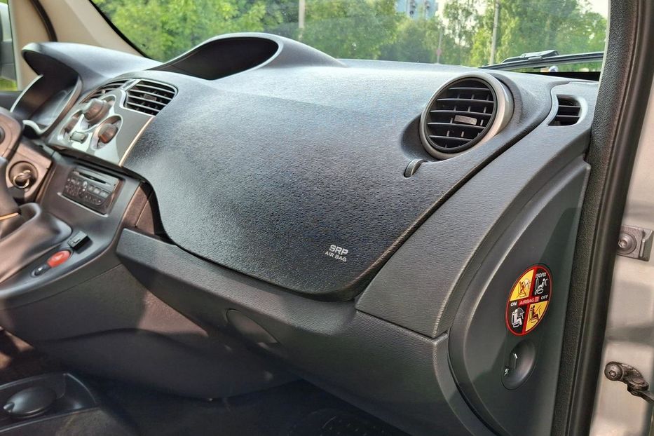 Продам Renault Kangoo пасс. 1.6MPI LPG CRUISE Privilеge 2012 года в Луцке