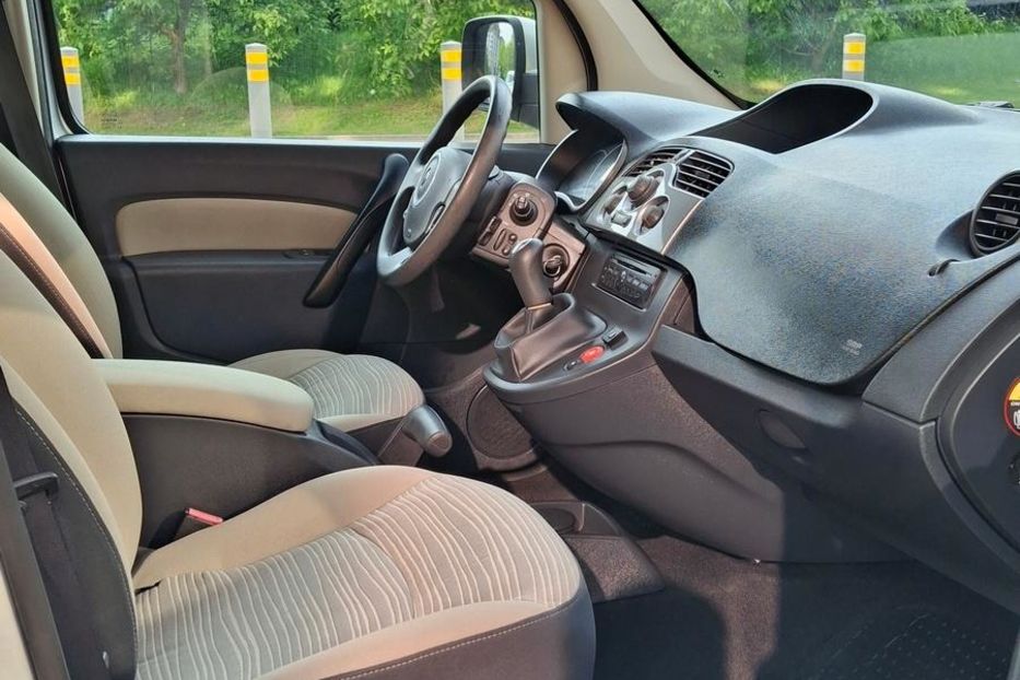 Продам Renault Kangoo пасс. 1.6MPI LPG CRUISE Privilеge 2012 года в Луцке