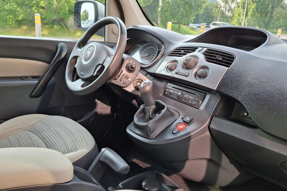 Продам Renault Kangoo пасс. 1.6MPI LPG CRUISE Privilеge 2012 года в Луцке