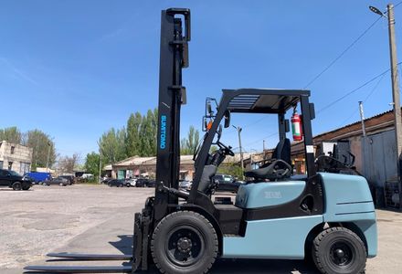 Продам Nissan FG автопогрузчик з щоглою 5 метри 2017 года в Ужгороде