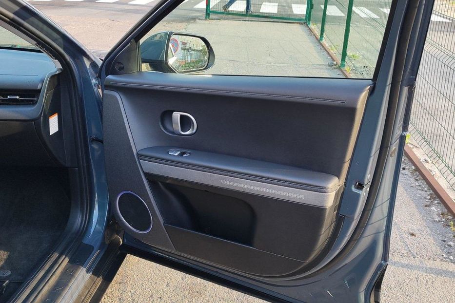 Продам Hyundai Ioniq 5  SEL 2023 года в Киеве
