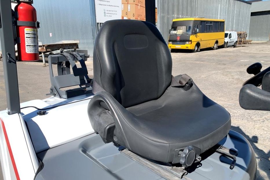 Продам Nissan FG навантажувач з кабіною та позиціонером вил 2018 года в Полтаве
