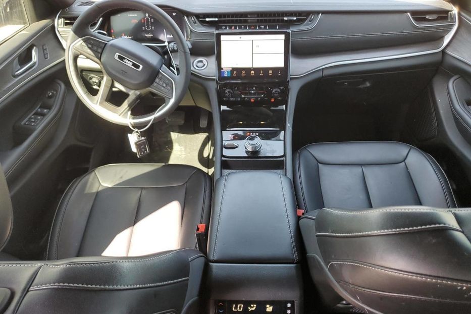 Продам Jeep Grand Cherokee 2024 года в Киеве