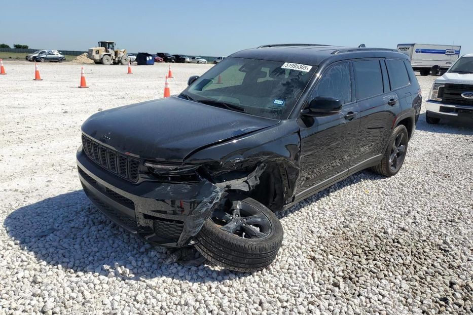 Продам Jeep Grand Cherokee 2024 года в Киеве