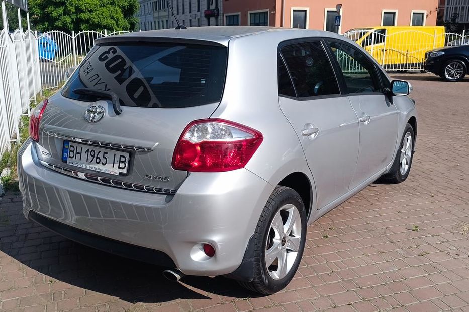Продам Toyota Auris 2011 года в Одессе