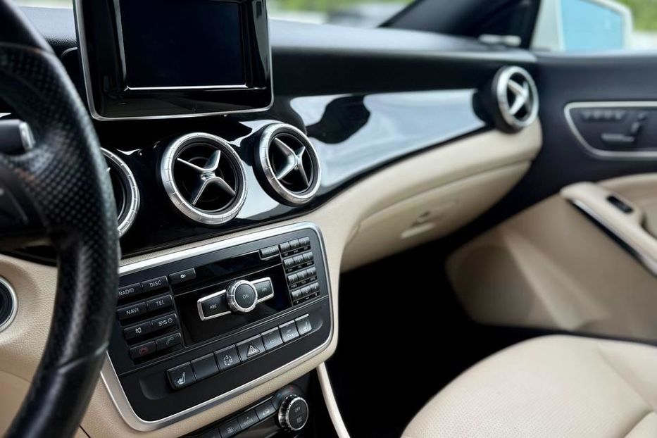 Продам Mercedes-Benz CLA 250 2014 года в Луцке