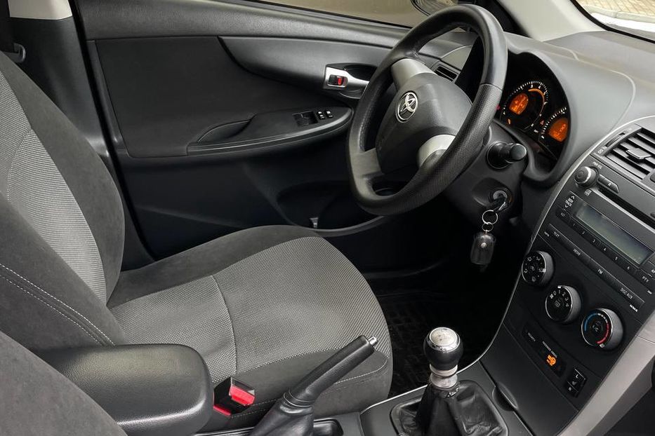 Продам Toyota Corolla 2011 года в г. Умань, Черкасская область