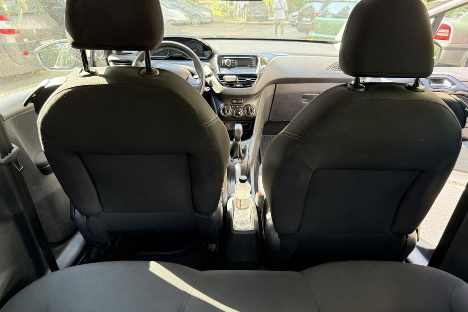 Продам Peugeot 208 2016 года в Киеве