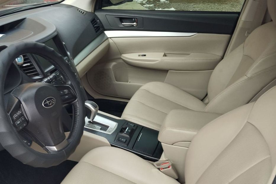 Продам Subaru Outback 2014 года в г. Кременчуг, Полтавская область