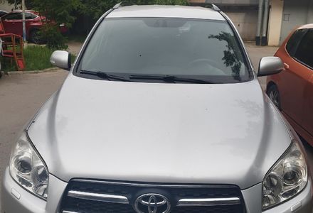 Продам Toyota Rav 4 2009 года в Харькове