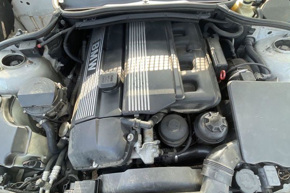 Продам BMW 320 E46 2002 года в Харькове