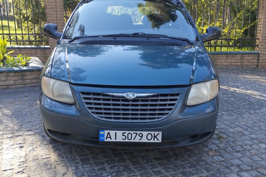 Продам Chrysler Voyager 2001 года в Киеве
