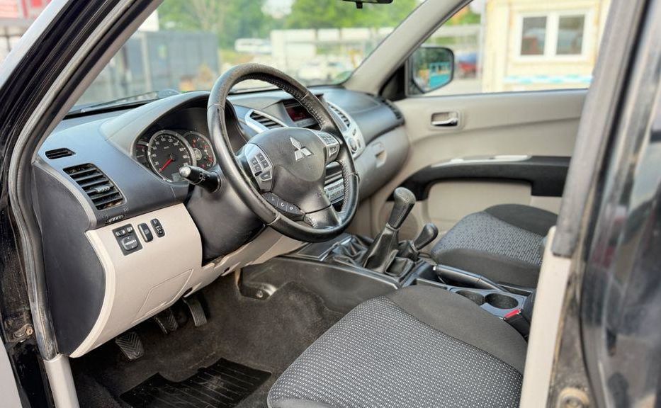Продам Mitsubishi L 200 2007 года в г. Изюм, Харьковская область