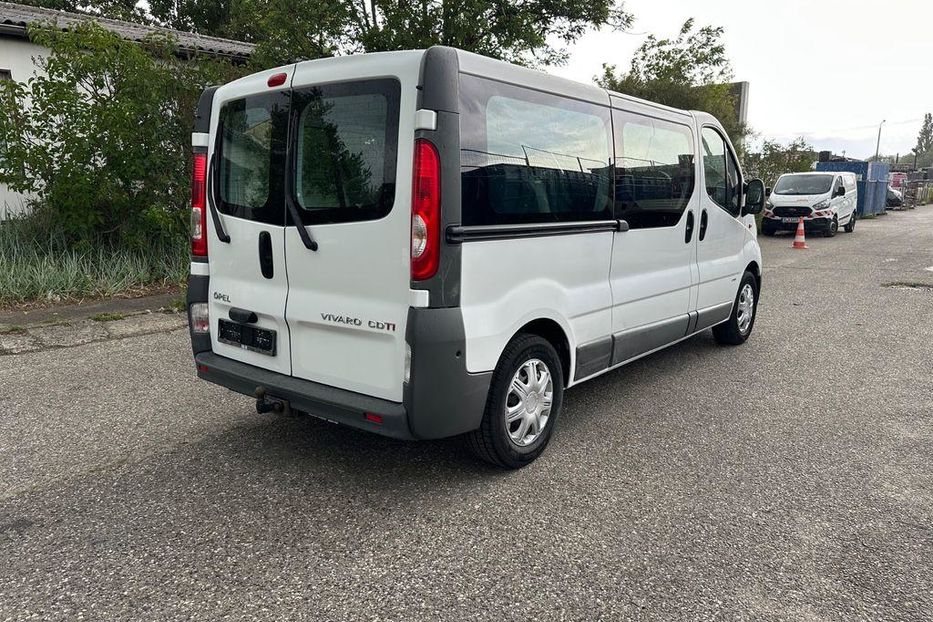 Продам Opel Vivaro пасс. 2009 года в Днепре