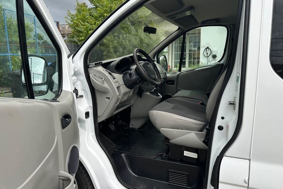 Продам Opel Vivaro пасс. 2009 года в Днепре
