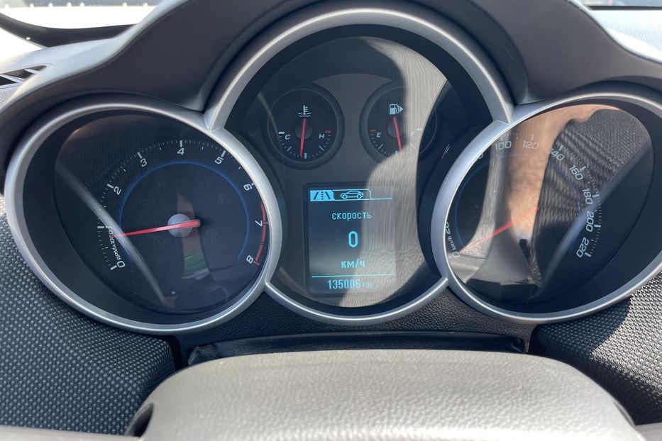 Продам Chevrolet Cruze 2014 года в Киеве