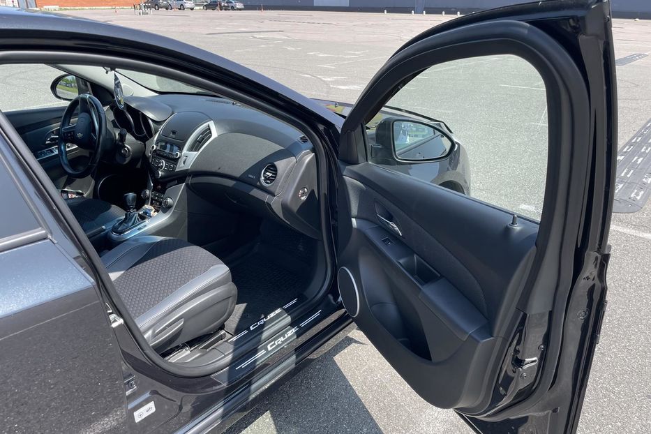 Продам Chevrolet Cruze 2014 года в Киеве