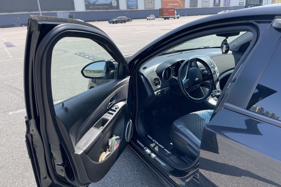 Продам Chevrolet Cruze 2014 года в Киеве