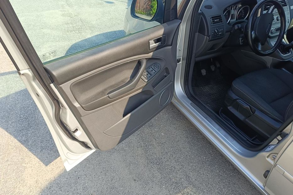 Продам Ford C-Max Titanium 2009 года в Киеве