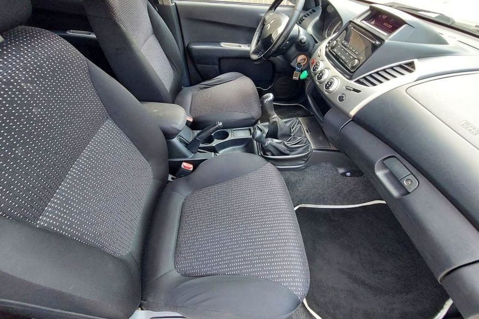 Продам Mitsubishi L 200 2009 года в Луцке