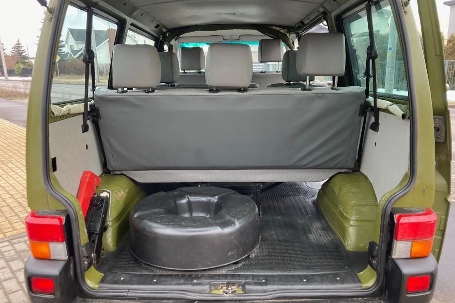 Продам Volkswagen T4 (Transporter) пасс. 2002 года в Харькове