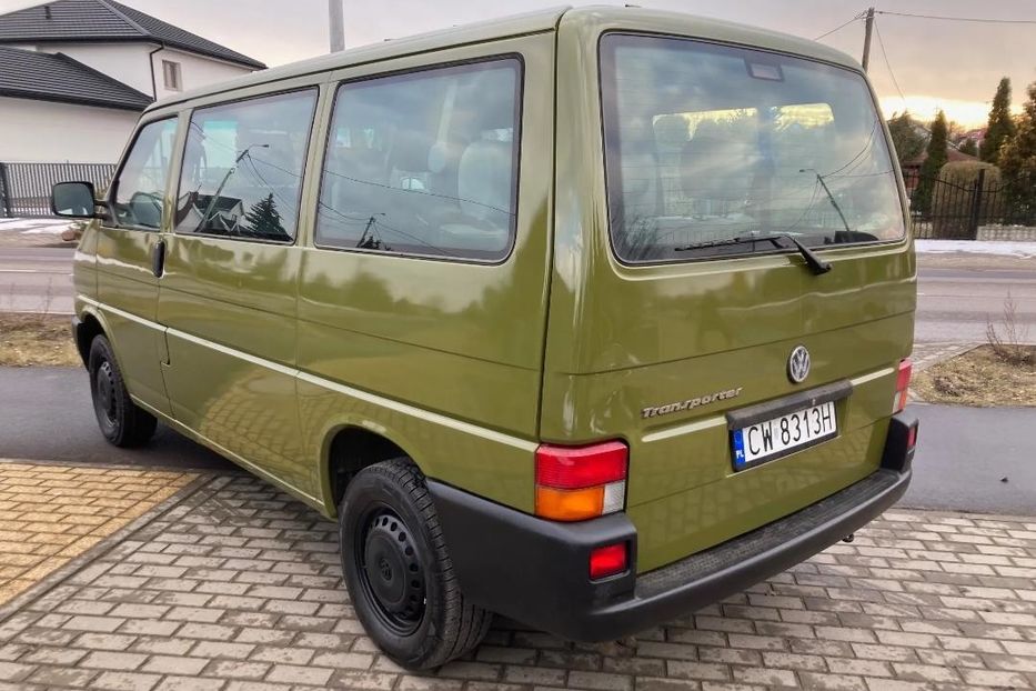 Продам Volkswagen T4 (Transporter) пасс. 2002 года в Харькове