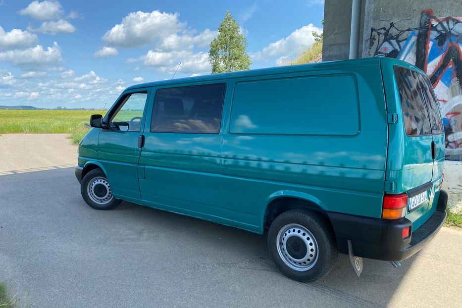 Продам Volkswagen T4 (Transporter) пасс. 2002 года в г. Изюм, Харьковская область