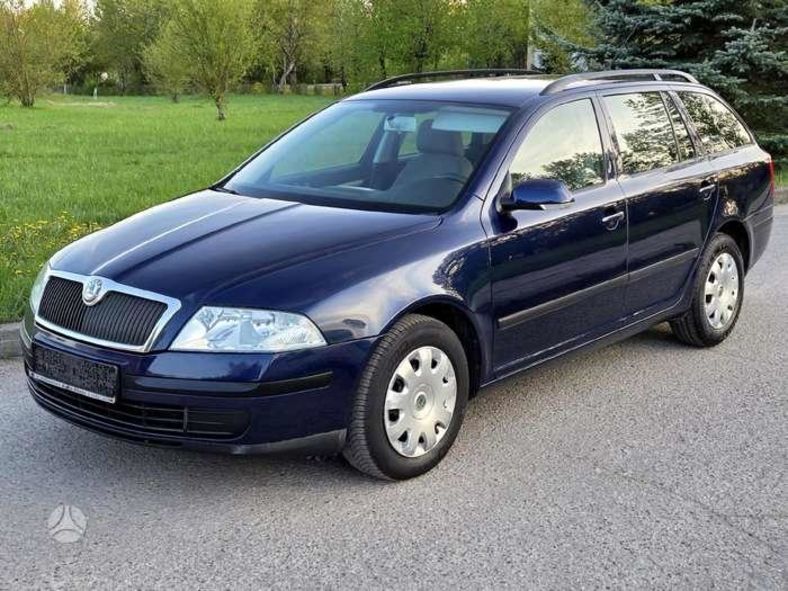 Продам Skoda Octavia 2003 года в Харькове