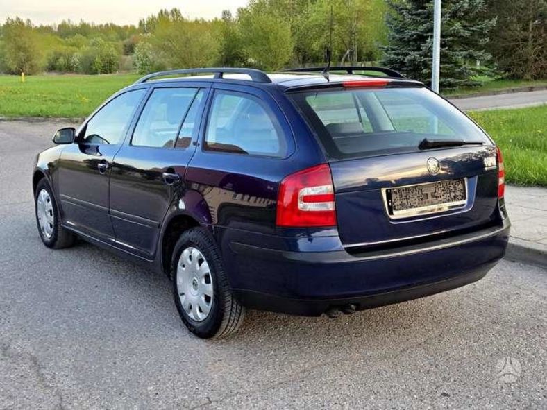 Продам Skoda Octavia 2003 года в Харькове