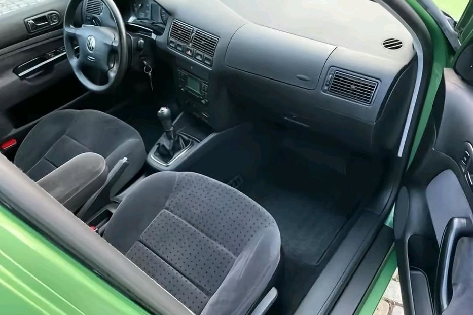 Продам Volkswagen Golf IV 2004 года в Киеве