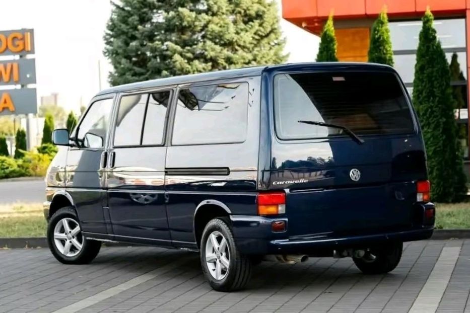Продам Volkswagen T4 (Transporter) пасс. 2002 года в Киеве