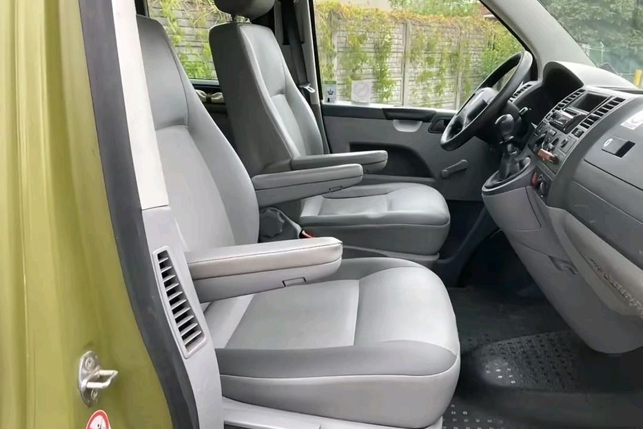Продам Volkswagen T5 (Transporter) пасс. 2007 года в Харькове