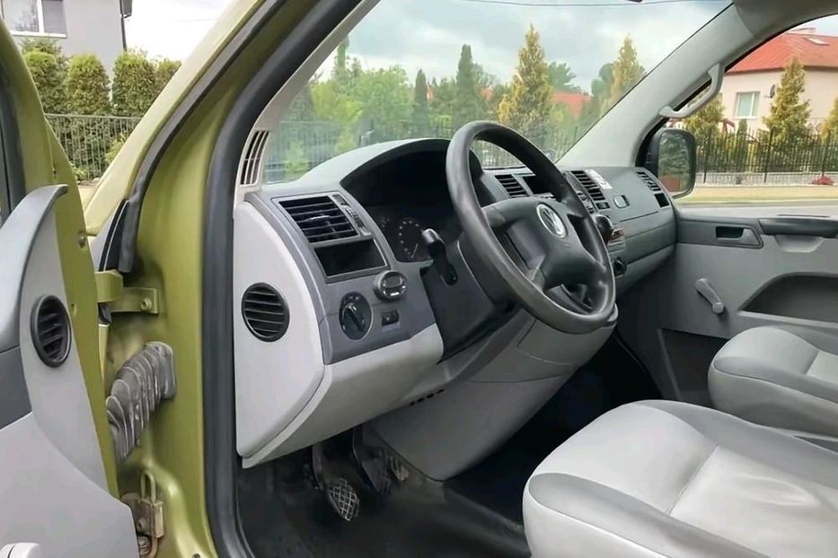 Продам Volkswagen T5 (Transporter) пасс. 2007 года в Харькове