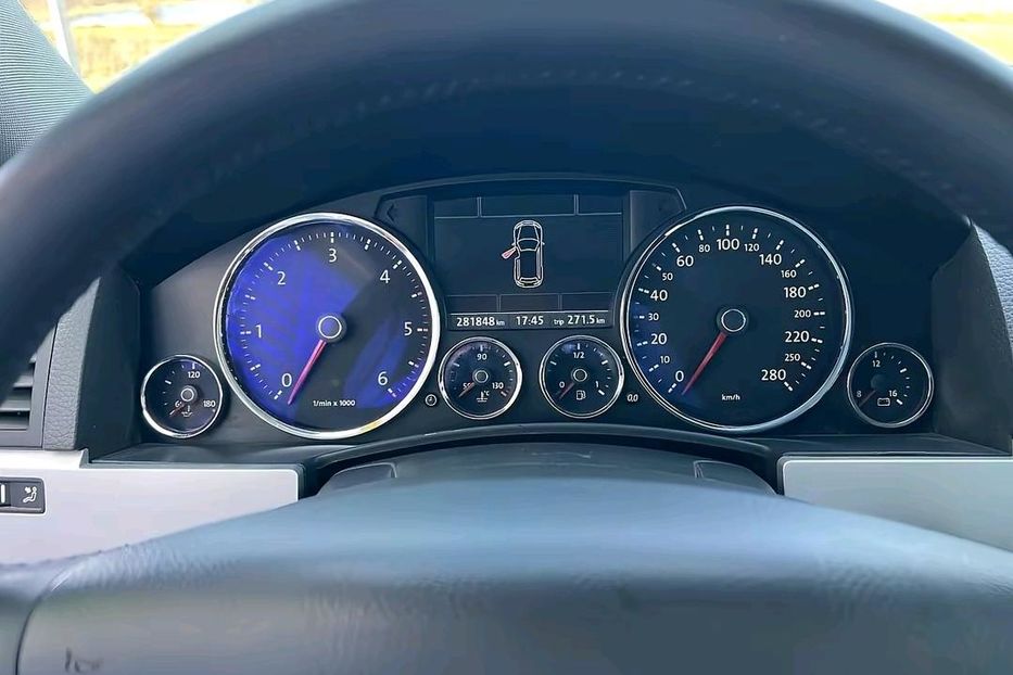 Продам Volkswagen Touareg 2006 года в Львове