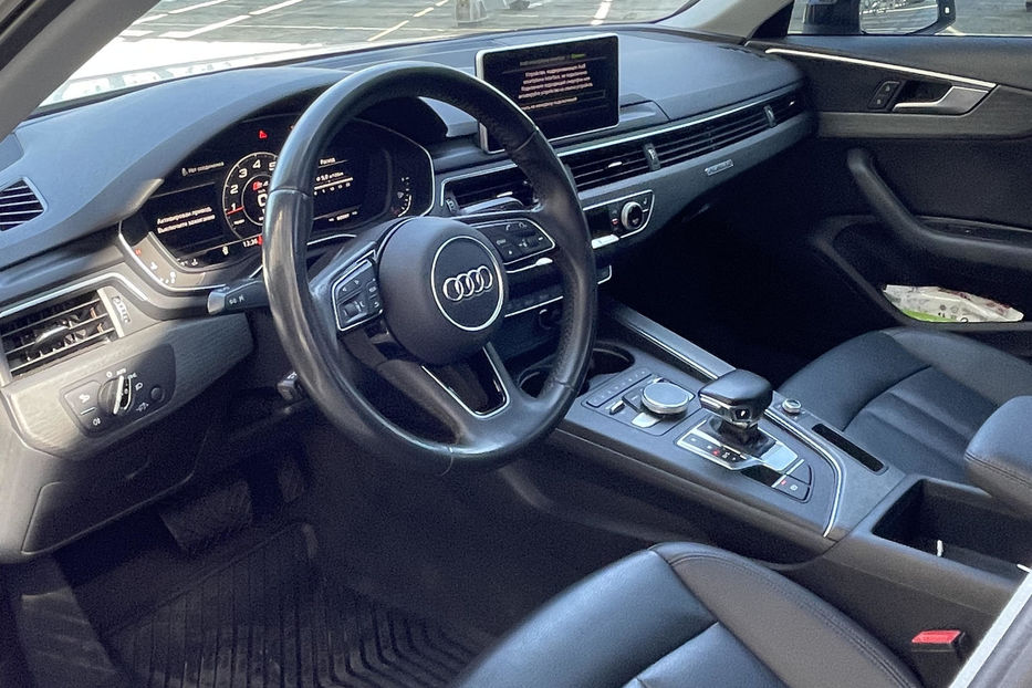 Продам Audi A4 Premium S-line 2016 года в Львове