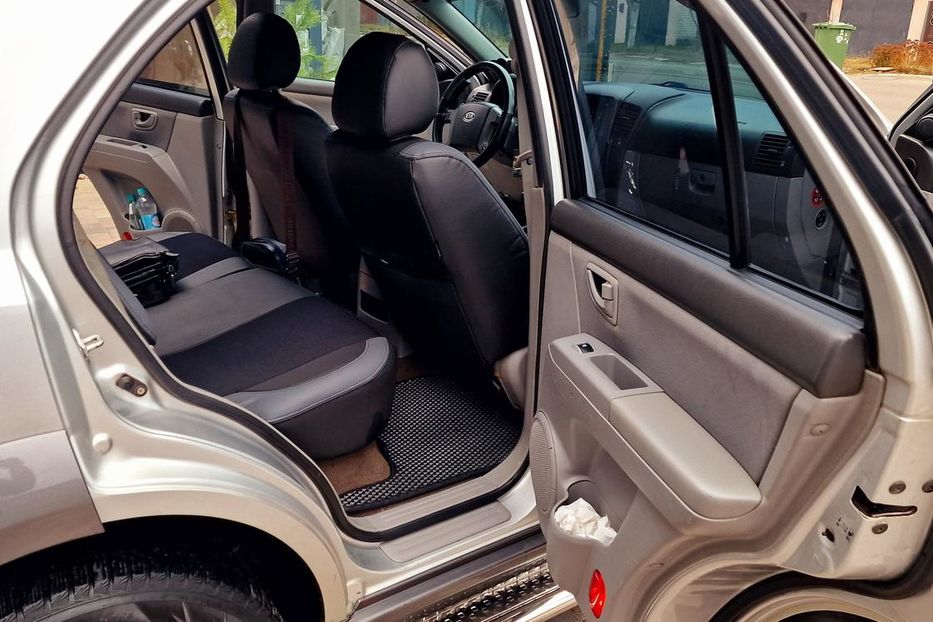 Продам Kia Sorento 2008 года в Запорожье