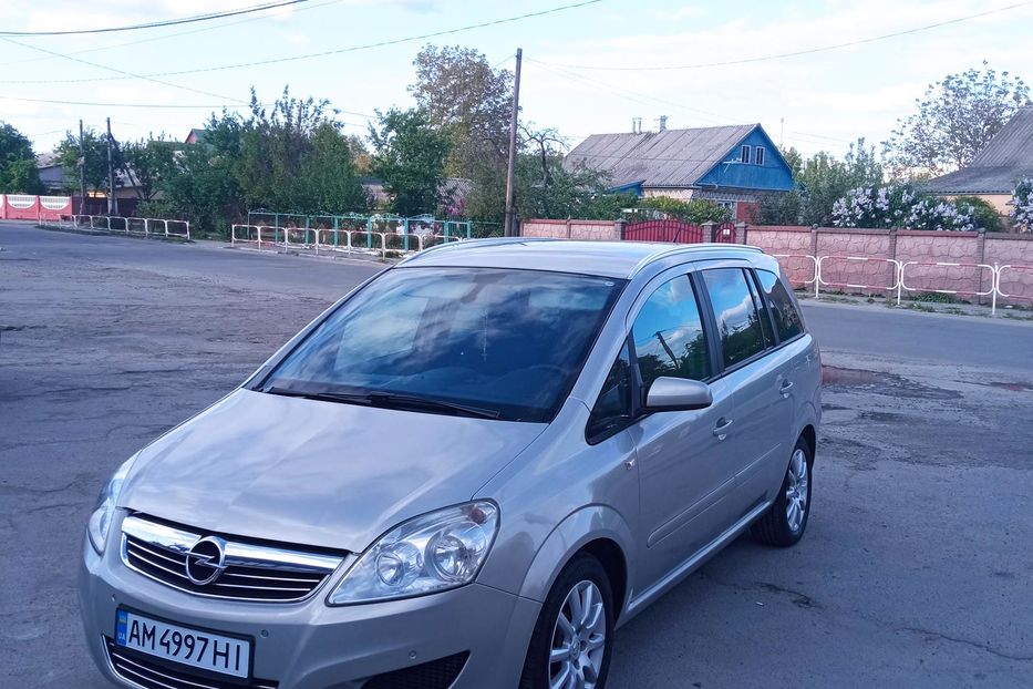 Продам Opel Zafira 2009 года в г. Новоград-Волынский, Житомирская область