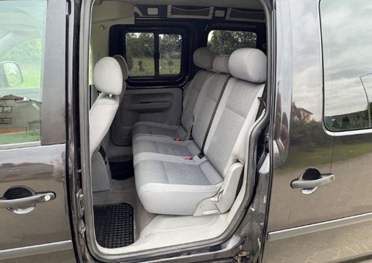 Продам Volkswagen Caddy пасс. 2006 года в г. Буча, Киевская область