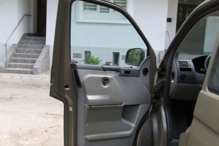 Продам Volkswagen Multivan 2008 года в Сумах