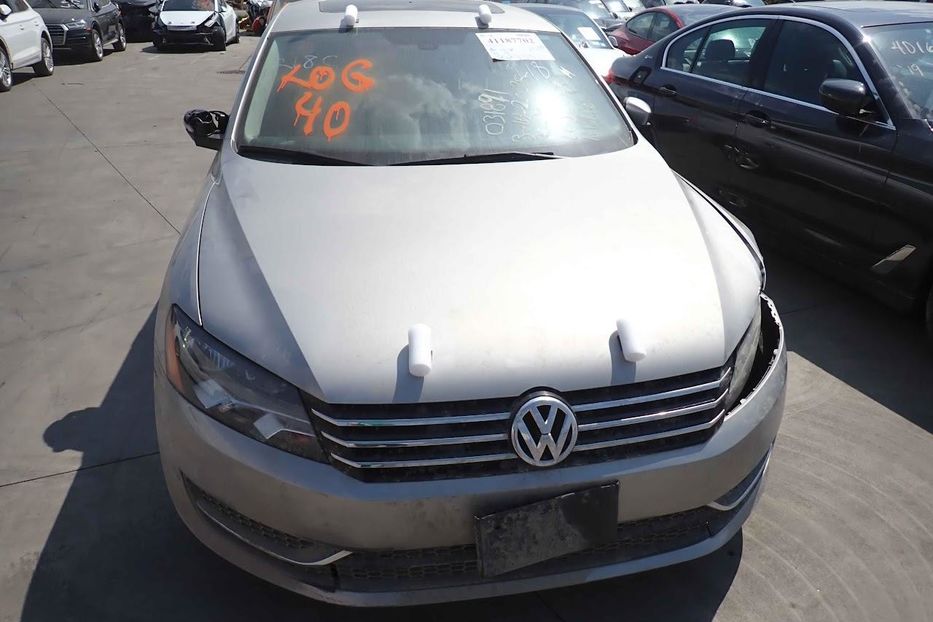 Продам Volkswagen Passat B7 SE 2013 года в Киеве
