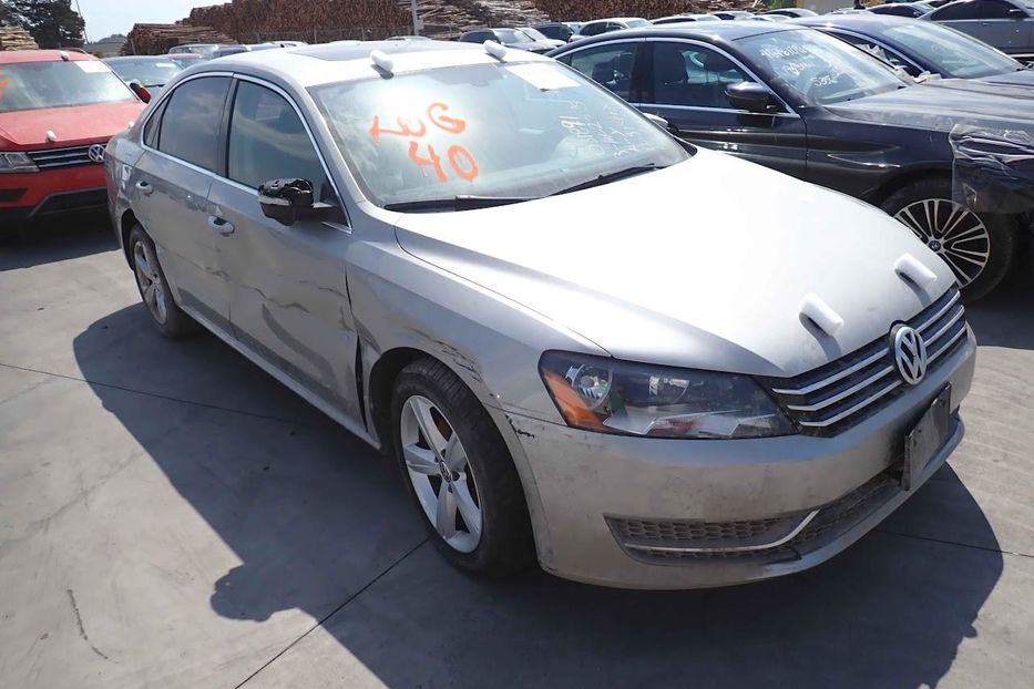Продам Volkswagen Passat B7 SE 2013 года в Киеве