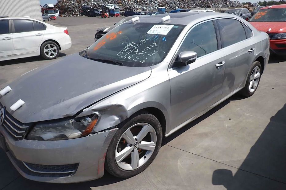 Продам Volkswagen Passat B7 SE 2013 года в Киеве